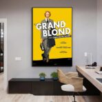 affiche du film le grand blond avec une chaussure noire
