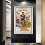 affiche l'homme au pistolet d'or