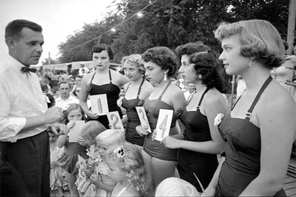 Concours de maillots de bain