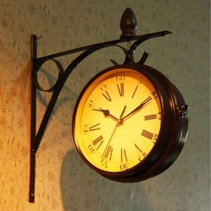 horloge de gare ancienne