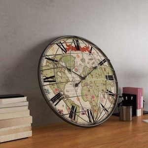 horloge murale mappemonde