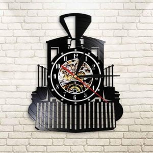 horloge train vintage