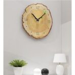 horloge vintage en bois