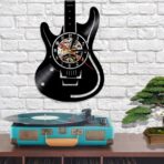 horloge vintage guitare