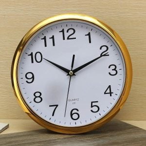 horloge vintage plastique